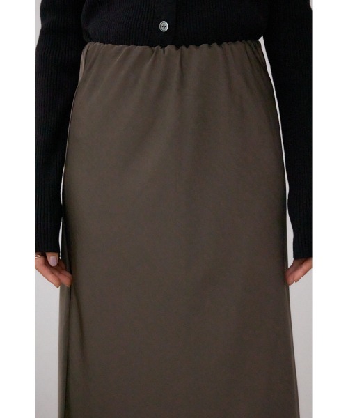 AZUL by moussy（アズールバイマウジー）の「VENUSナローサテンスカート（スカート・レディース・アイボリー/サックスブルー/ダークブラウン・SMALL/MEDIUM）」の20枚目の写真