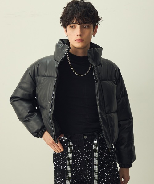 Shoowtime(ショウタイム)の「Synthetic leather short puffer jacket / 合成皮革ショート丈パッファージャケット(ダウンジャケット/コート・メンズ・ブラック/カーキ・LARGE/MEDIUM/X-LARGE)」の3枚目の写真