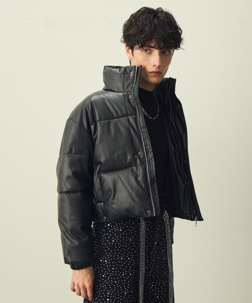 Shoowtime(ショウタイム)の「Synthetic leather short puffer jacket / 合成皮革ショート丈パッファージャケット(ダウンジャケット/コート・メンズ・ブラック/カーキ・LARGE/MEDIUM/X-LARGE)」の10枚目の写真