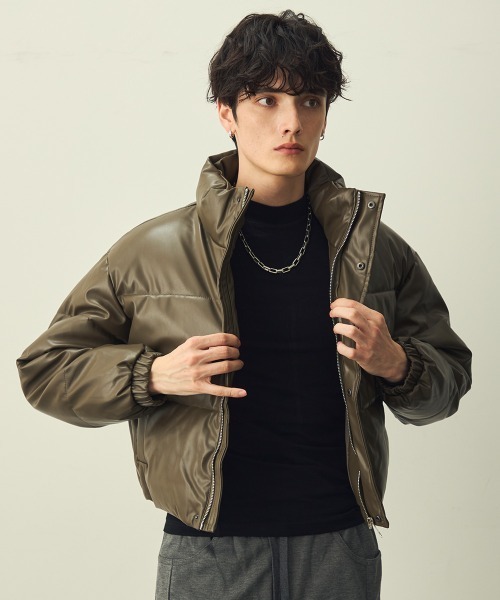 Shoowtime(ショウタイム)の「Synthetic leather short puffer jacket / 合成皮革ショート丈パッファージャケット(ダウンジャケット/コート・メンズ・ブラック/カーキ・LARGE/MEDIUM/X-LARGE)」の15枚目の写真