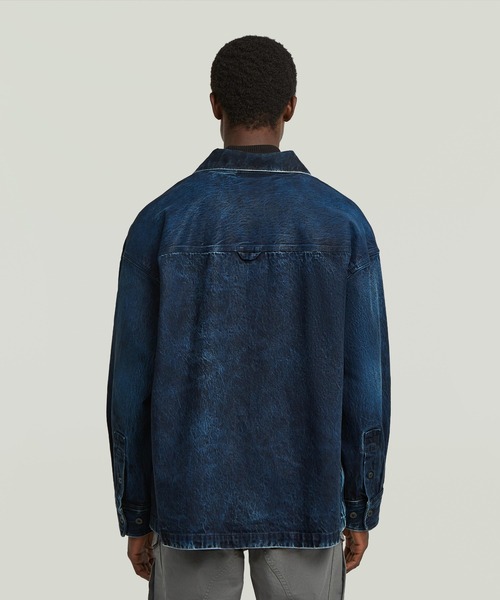 G-STAR（ジースター）の「Boxy Fit Overshirt/レザーライクコーティング加工オーバーサイズシャツジャケット（シャツ/ブラウス・メンズ・ダークインディゴブルー・SMALL/MEDIUM/LARGE/X-SMALL/X-LARGE）」の2枚目の写真