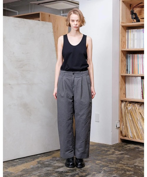 VOAAOV（ヴォアーブ）の「【VOAAOV】 DOUBLE FACE GARMENT DYE Tuck Wide Pants（その他パンツ・メンズ・ネイビー/ブラック/チャコールグレー・0/1/2）」の2枚目の写真