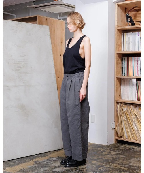 VOAAOV（ヴォアーブ）の「【VOAAOV】 DOUBLE FACE GARMENT DYE Tuck Wide Pants（その他パンツ・メンズ・ネイビー/ブラック/チャコールグレー・0/1/2）」の4枚目の写真