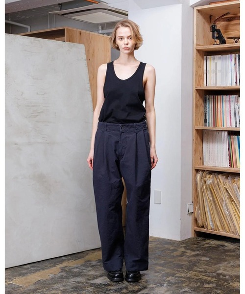 VOAAOV（ヴォアーブ）の「【VOAAOV】 DOUBLE FACE GARMENT DYE Tuck Wide Pants（その他パンツ・メンズ・ネイビー/ブラック/チャコールグレー・0/1/2）」の7枚目の写真