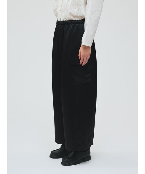 mizuiroind（ミズイロインド）の「mizuiro ind サテンカーゴパンツ（その他パンツ・レディース・ブラック/ネイビー/ベージュ・FREE）」の13枚目の写真