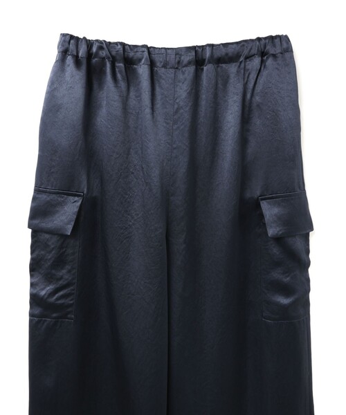 mizuiroind（ミズイロインド）の「mizuiro ind サテンカーゴパンツ（その他パンツ・レディース・ブラック/ネイビー/ベージュ・FREE）」の18枚目の写真