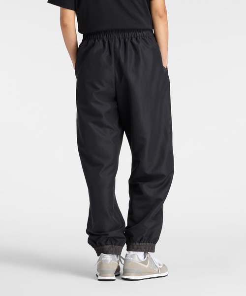 NEW BALANCE（ニューバランス）の「グラフィック ウーブンパンツ（スウェットパンツ・レディース・ライトグリーン/ブラック・SMALL/MEDIUM/LARGE/X-LARGE）」の4枚目の写真