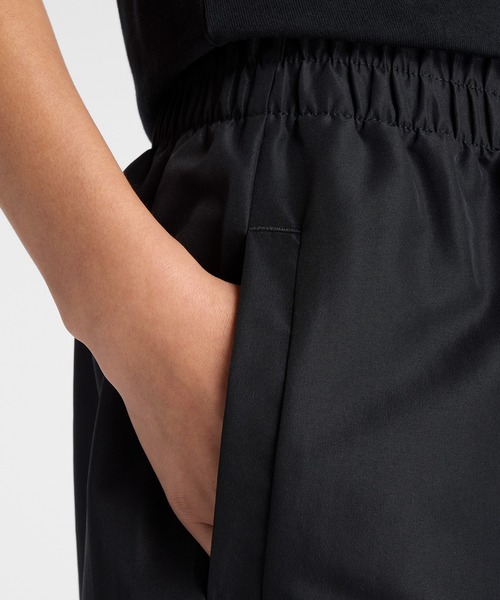 NEW BALANCE（ニューバランス）の「グラフィック ウーブンパンツ（スウェットパンツ・レディース・ライトグリーン/ブラック・SMALL/MEDIUM/LARGE/X-LARGE）」の5枚目の写真