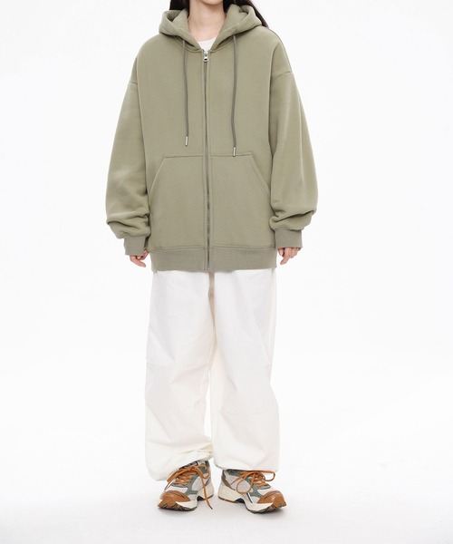 aimoha（アイモハ）の「ドロップショルダーフルジップパーカー/Drop shoulder full zip hoodie（パーカー・メンズ・ブラック/グリーン/ブラウン/ライトグレー/ベージュ・X-LARGE/MEDIUM/LARGE）」の15枚目の写真