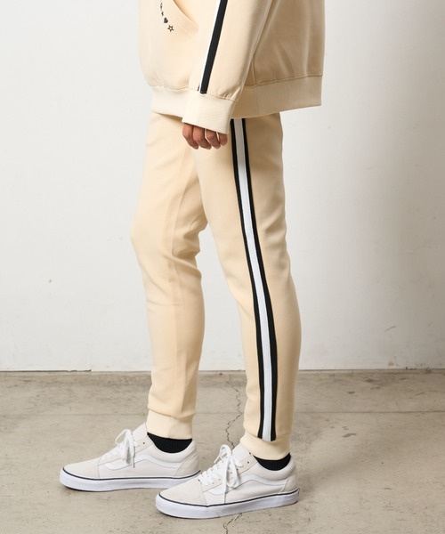 STUD MUFFIN（スタッドマフィン）の「STUD MUFFIN/スタッドマフィン/ストレッチポンチ スターノルディックフロッキー ラインリブパンツ（スウェットパンツ・メンズ・ブラック/ホワイト系2・4/3/5/2）」の8枚目の写真