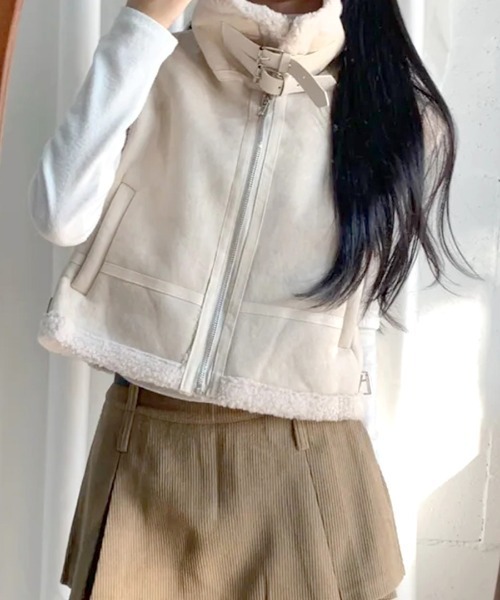 REMUR（レミュール）の「ムートンボアベスト（ベスト・レディース・ベージュ/アイボリー/ブラック・FREE）」の12枚目の写真