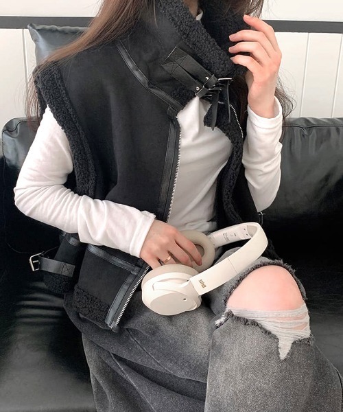 REMUR（レミュール）の「ムートンボアベスト（ベスト・レディース・ベージュ/アイボリー/ブラック・FREE）」の20枚目の写真