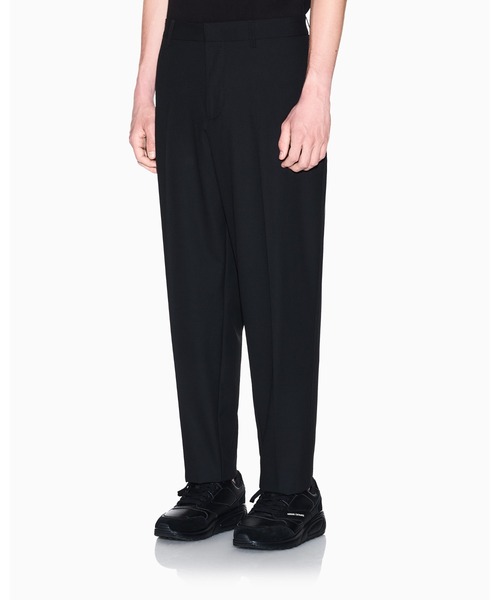 ARMANI EXCHANGE(アルマーニエクスチェンジ)の「【A|X アルマーニ エクスチェンジ】NL ウールブレンド センタープリーツストレートパンツ(スラックス・メンズ・ブラック・36inch/34inch/33inch/32inch/31inch/30inch/28inch/29inch)」の2枚目の写真