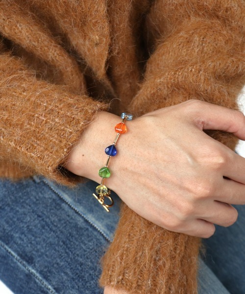 Three Four Time（ｽﾘｰﾌｫｰﾀｲﾑ）の「ハートビーズブレスレット（ブレスレット・レディース・グレー/マルチ/レッド・FREE）」の11枚目の写真