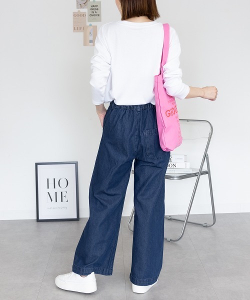RCD(アールシーディー)の「デニムオールゴムワイドパンツ(その他パンツ・レディース・ブルー/ワンウォッシュ/ネイビー・LL/3L/L/4L/M)」の18枚目の写真