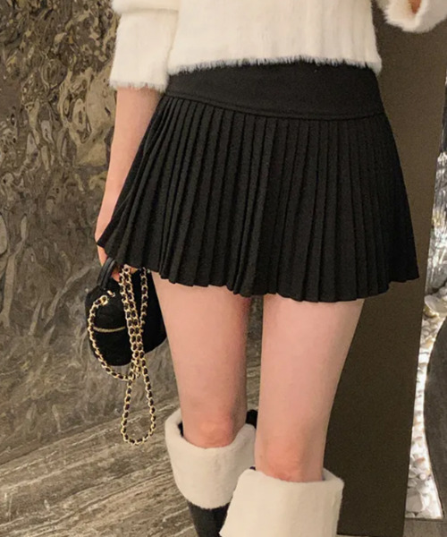 VIVID LADY（ビビッドレディー）の「インナーパンツ付き プリーツミニスカート（スカート・レディース・グレー/チャコールグレー/ブラック・SMALL/MEDIUM）」の2枚目の写真