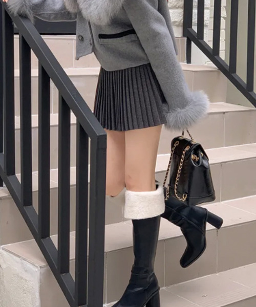 VIVID LADY（ビビッドレディー）の「インナーパンツ付き プリーツミニスカート（スカート・レディース・グレー/チャコールグレー/ブラック・SMALL/MEDIUM）」の19枚目の写真