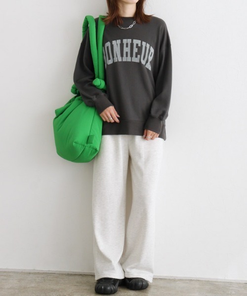 Pierrot(ピエロ)の「オーバーサイズロゴスウェット(スウェット・レディース・ネイビー/オートミール/チャコール・L/M/S/LL)」の18枚目の写真