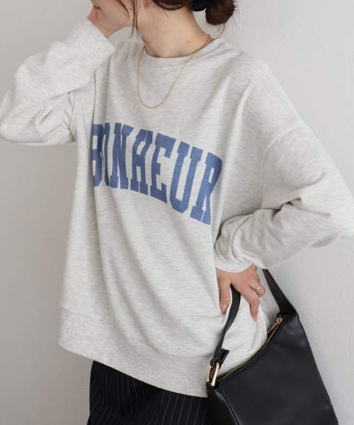 Pierrot(ピエロ)の「オーバーサイズロゴスウェット(スウェット・レディース・ネイビー/オートミール/チャコール・L/M/S/LL)」の9枚目の写真