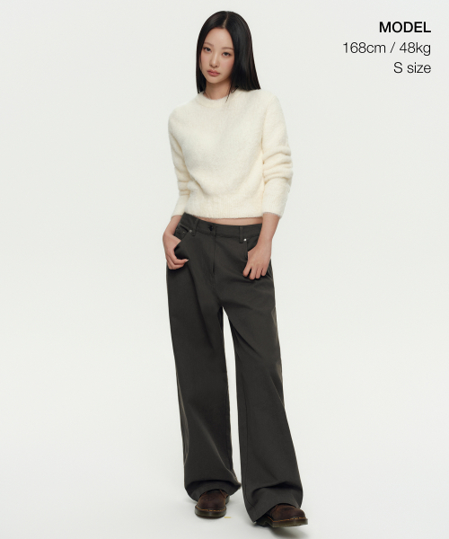 MUSINSA STANDARD WOMAN(ムシンサスタンダードウーマン)の「レディースファジークルーネックニット【クリーム】(ニット/セーター・レディース・その他・SMALL/MEDIUM/LARGE/X-SMALL)」の2枚目の写真