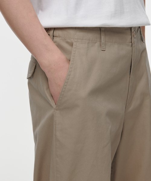 MUSINSA STANDARD（ムシンサスタンダード）の「コットンパラシュートパンツ [ベージュ]（その他パンツ・メンズ・その他・29/30/31/33/26/27/28/40/38/42/36/34/32）」の5枚目の写真