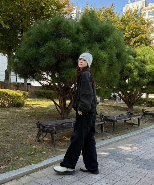 Verdnt（バーダント）の「カーブド切り替えマルチダートワイドツイルパンツ[ブラック]（その他パンツ・レディース・その他・SMALL/MEDIUM/LARGE）」の16枚目の写真