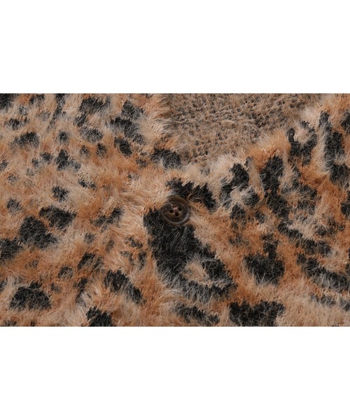 A BATHING APE(アベイシングエイプ)の「WILD LEOPARD PATTERN SHAGGY KNIT CARDIGAN(ニット/セーター・レディース・ピンク/ベージュ・FREE)」の4枚目の写真