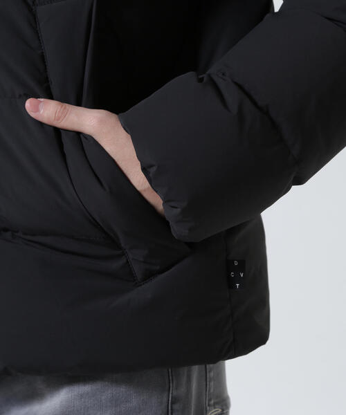 DUVETICA（デュベティカ）の「DUVETICA/デュベティカ/BALYON_stretch（ダウンジャケット/コート・メンズ・オリーブ系/ブラック/ブラウン・44/46/48/50）」の10枚目の写真