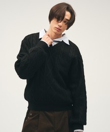 Adoon plain（アドーンプレーン）の「Shallow V-Neck Cable Knit / 浅Vネックケーブルニット（ニット/セーター・メンズ）」