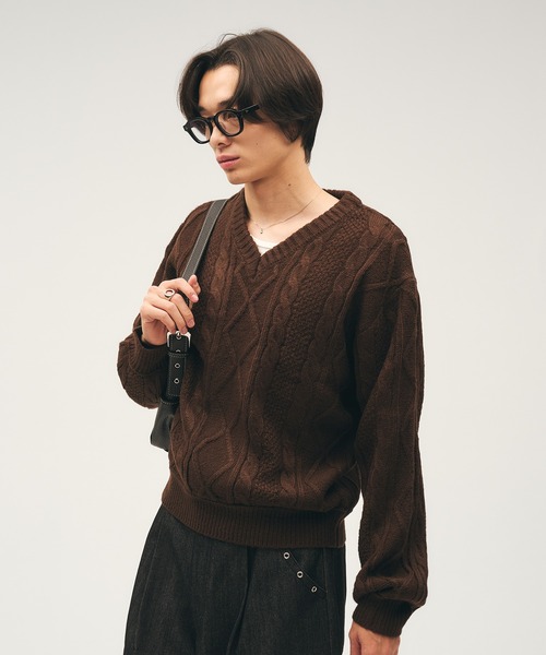 セール】Shallow V-Neck Cable Knit / 浅Vネックケーブルニット