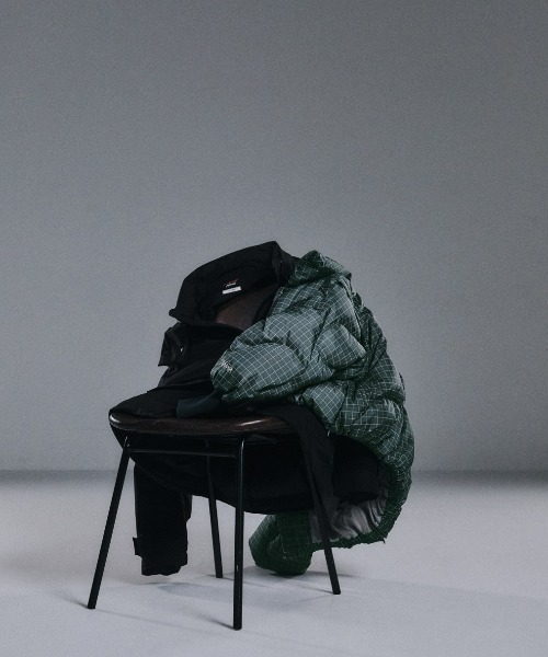 NANGA × Ameri POCKET CHECK DOWN COAT 【公式通販】