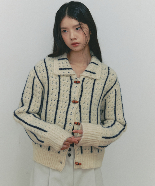 SSEMI（セミ）の「COLLAR LINE CARDIGAN(BE)（ニット/セーター・レディース・ベージュ・FREE）」の3枚目の写真