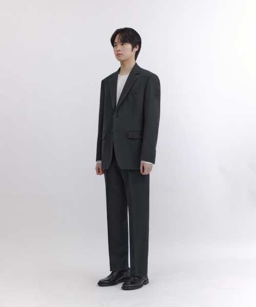 NONBLANK(ノンブランク)の「セミオーバーサイズフィットブレザー_CHARCOAL GREY(テーラードジャケット・メンズ・その他・MEDIUM/LARGE/X-LARGE/XX-LARGE)」の7枚目の写真