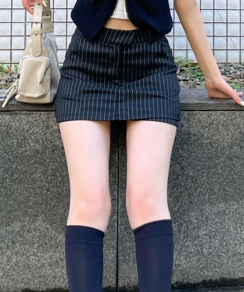 3.3 Field Trip (3.3フィールドトリップ)の「3.3 Field Trip/ピンストライプスカートパンツ(その他パンツ・レディース・ブラック/グレー・MEDIUM/SMALL)」の1枚目の写真