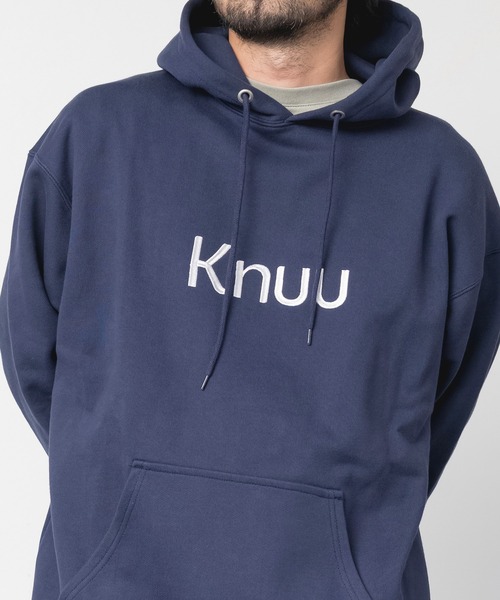 Knuu(ヌウ)の「Big Logo Heavy Hooded Sweatshirt(パーカー・メンズ・ブラック/マルーン/ネイビー/杢グレー/ホワイト・X-LARGE/LARGE/MEDIUM/SMALL)」の7枚目の写真