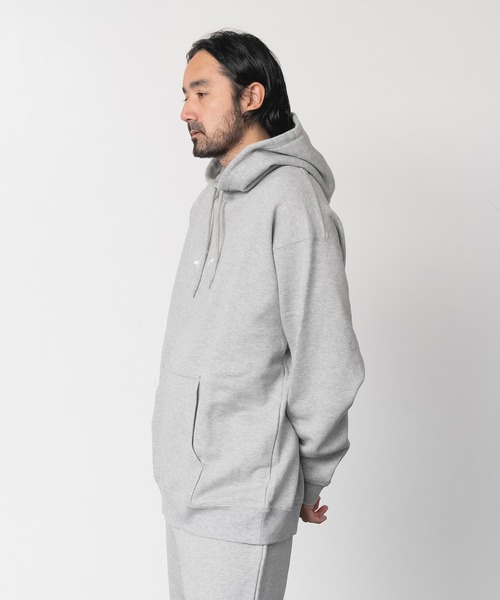 Knuu(ヌウ)の「Big Logo Heavy Hooded Sweatshirt(パーカー・メンズ・ブラック/マルーン/ネイビー/杢グレー/ホワイト・X-LARGE/LARGE/MEDIUM/SMALL)」の11枚目の写真