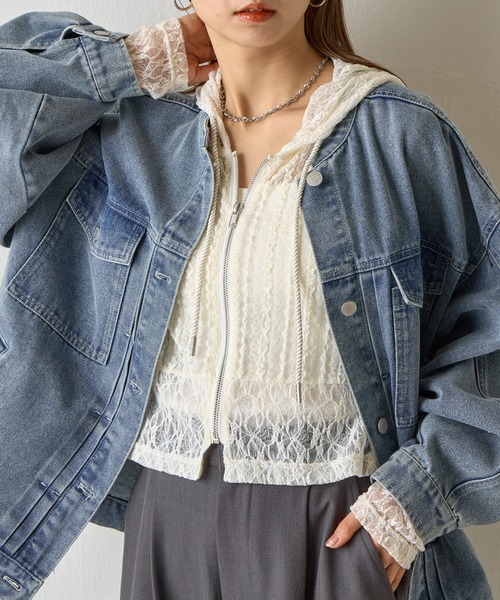 COLONY 2139(コロニートゥーワンスリーナイン)の「レース切替フードシャツ(シャツ/ブラウス・レディース・ブラック/アイボリー・FREE)」の1枚目の写真