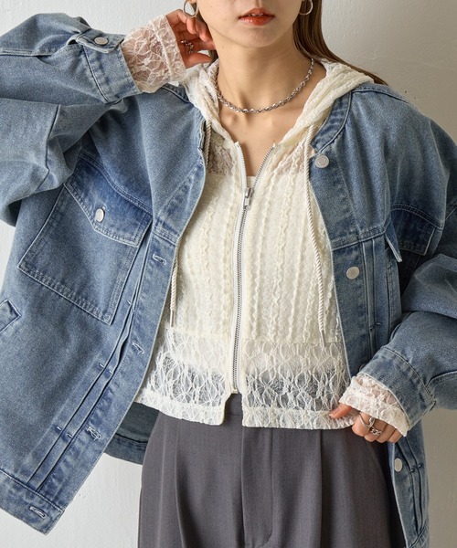 COLONY 2139(コロニートゥーワンスリーナイン)の「レース切替フードシャツ(シャツ/ブラウス・レディース・ブラック/アイボリー・FREE)」の3枚目の写真