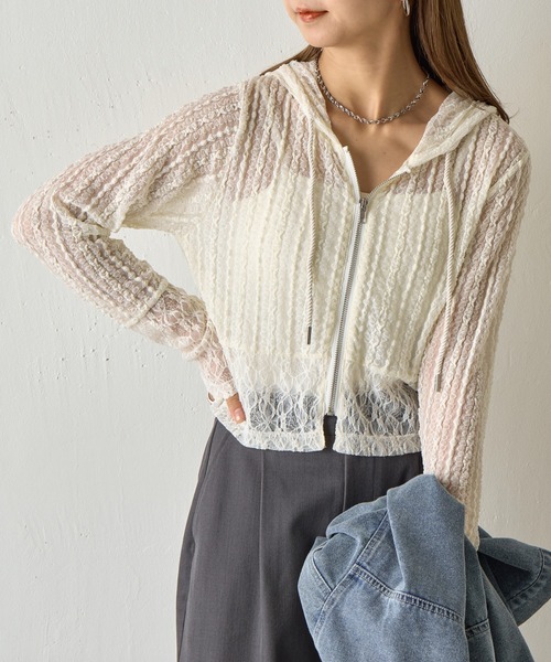 COLONY 2139(コロニートゥーワンスリーナイン)の「レース切替フードシャツ(シャツ/ブラウス・レディース・ブラック/アイボリー・FREE)」の8枚目の写真