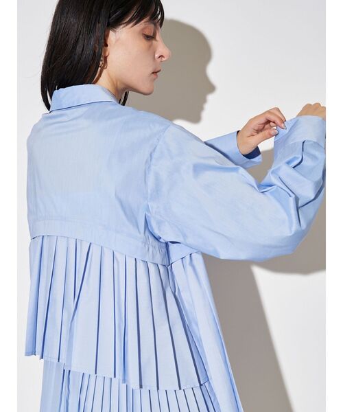 ELENDEEK（エレンディーク）の「プリーツレイヤードシャツ（シャツ/ブラウス・レディース・オフホワイト/ライトブルー/ベージュ・FREE）」の15枚目の写真