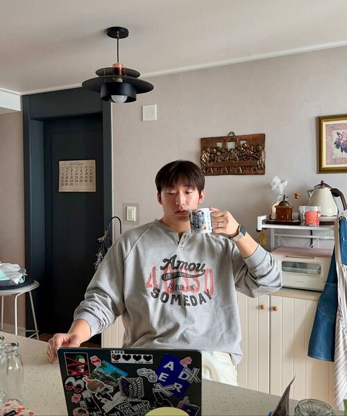 AMOU(アモウ)の「Amou someday Henley neck gray(スウェット・メンズ・その他・1/2/3)」の6枚目の写真