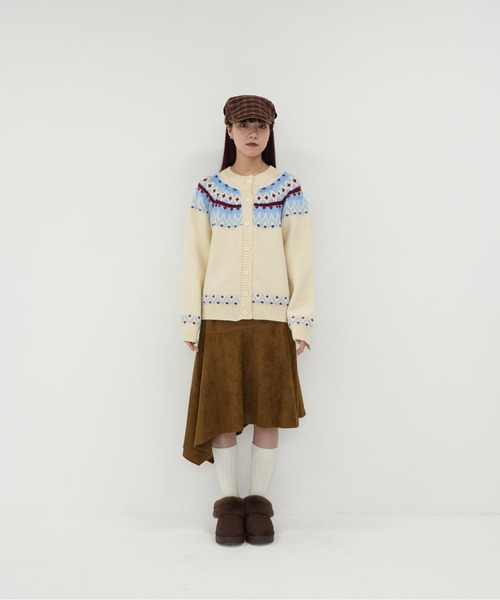 Uenui(ウニュイ)の「【 cunii 】ノルディック 配色 カーディガン ニット 冬 ガーリー 韓国 レディース 体型カバー(カーディガン/ボレロ・レディース・ブラウン/アイボリー・FREE)」の3枚目の写真