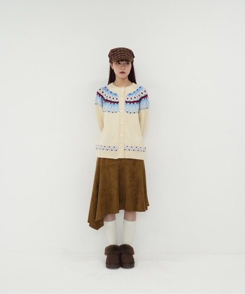 Uenui(ウニュイ)の「【 cunii 】ノルディック 配色 カーディガン ニット 冬 ガーリー 韓国 レディース 体型カバー(カーディガン/ボレロ・レディース・ブラウン/アイボリー・FREE)」の7枚目の写真
