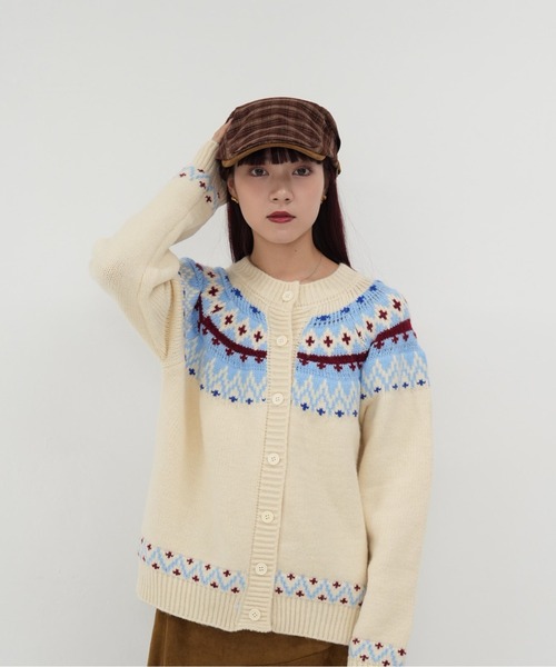 Uenui(ウニュイ)の「【 cunii 】ノルディック 配色 カーディガン ニット 冬 ガーリー 韓国 レディース 体型カバー(カーディガン/ボレロ・レディース・ブラウン/アイボリー・FREE)」の19枚目の写真