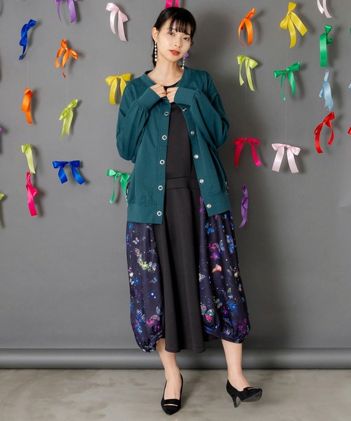 ScoLar（スカラー）の「153784：裾蝶刺繍2wayミニ裏毛カーディガン（カーディガン/ボレロ・レディース・グリーン/ブラック/杢グレー・M）」の10枚目の写真