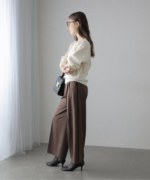 La TOTALITE(ラトータリテ)の「《追加2》【洗える】接結クルーネックプルオーバー(ニット/セーター・レディース・ホワイト系その他/レッド・FREE)」の9枚目の写真