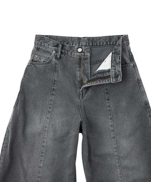 HYSTERIC GLAMOUR(ヒステリックグラマー)の「カーブデニムパンツ(デニムパンツ・レディース・ブラック/ライトインディゴブルー・28inch/27inch/26inch/25inch)」の12枚目の写真