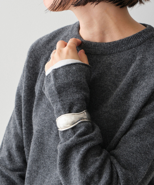 Spick & Span(スピックアンドスパン)の「《追加》BASENOTES/ ベースノート CURVE BANGLE N-H016(ブレスレット・レディース・シルバー・FREE)」の10枚目の写真