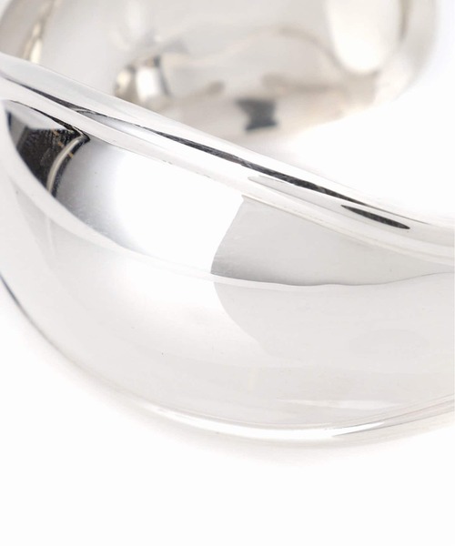 Spick & Span(スピックアンドスパン)の「《追加》BASENOTES/ ベースノート CURVE BANGLE N-H016(ブレスレット・レディース・シルバー・FREE)」の7枚目の写真