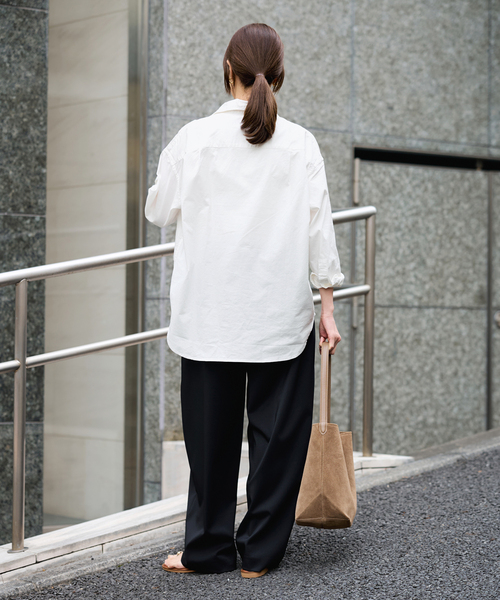 FRAMeWORK(フレームワーク)の「≪追加≫コットンレギュラーカラーシャツ(シャツ/ブラウス・レディース・スカイブルー/ブラウン/ホワイト/ライトイエロー・FREE)」の7枚目の写真